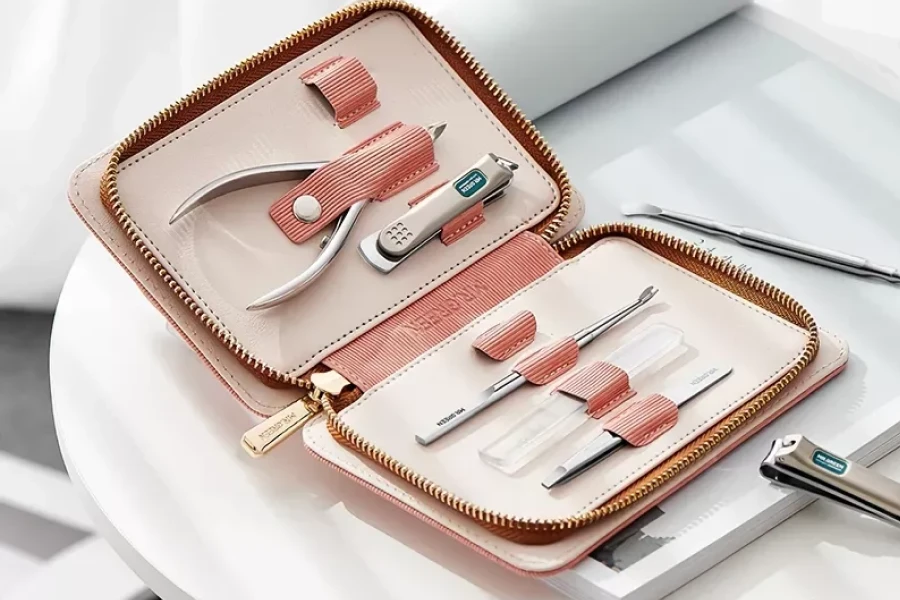 Travel Manicure Kit